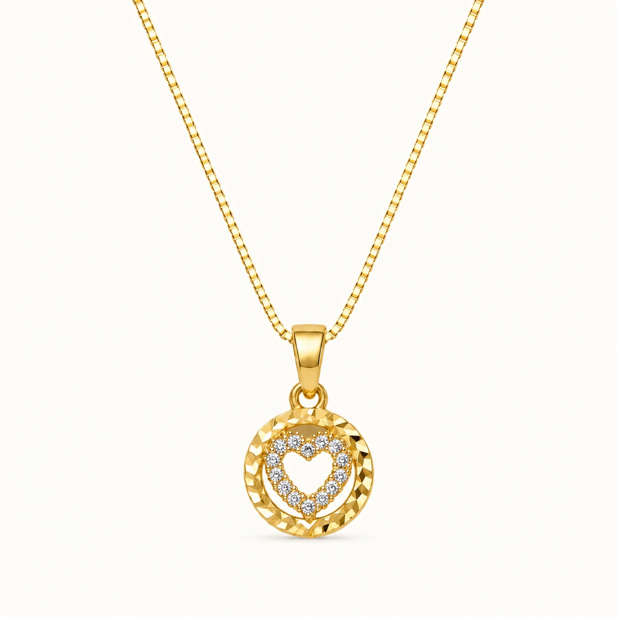 Divayra 18k Gold Plated Circle With Zirconia Heart Necklace